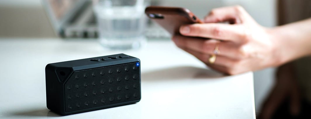 simpele goedkope speaker smartphone